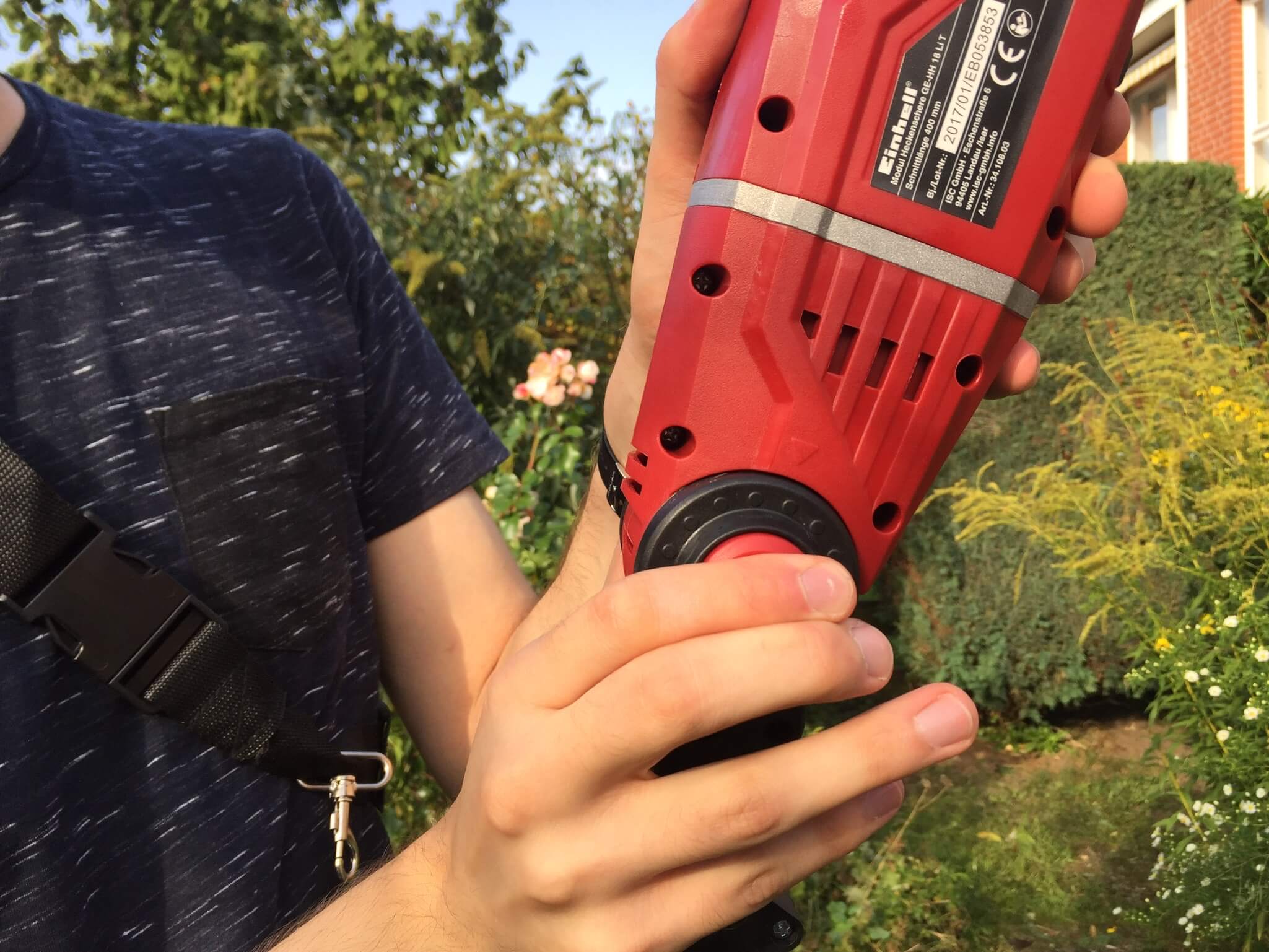 Einhell Akku Hochentaster und Heckenschere GE-HC 18 Li T Set