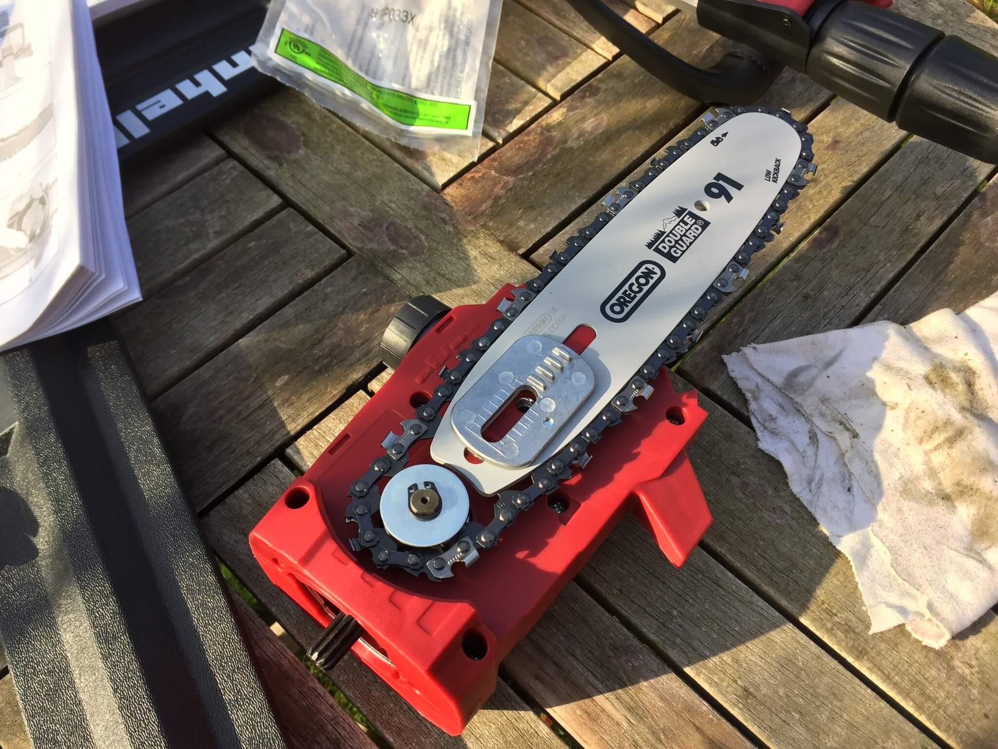 Einhell Akku Hochentaster und Heckenschere GE-HC 18 Li T Set