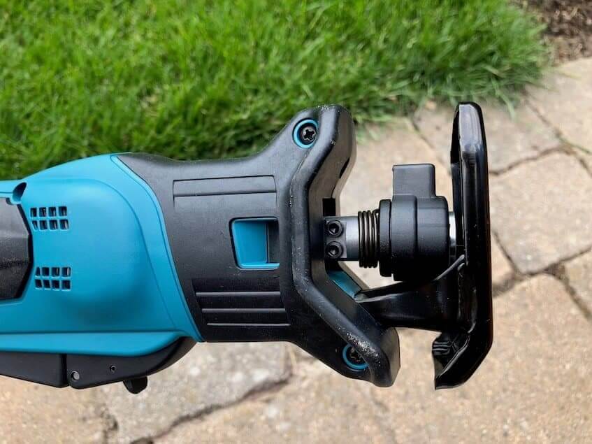 Makita Akku-Reciprosäge DJR183Y1J im Praxistest